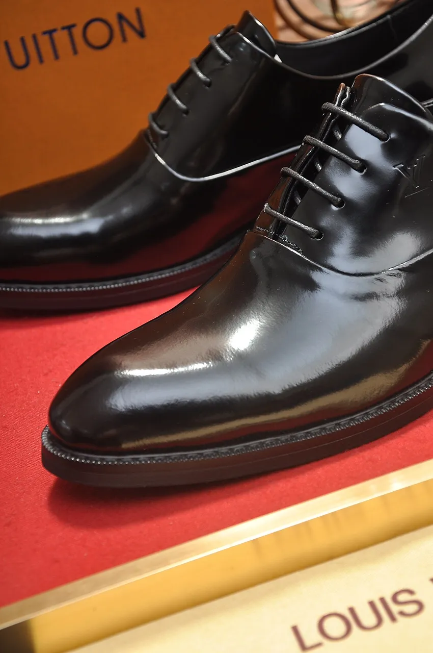 Men's shoes💰460💶【LOUIS VUITTON】(sheepskin lining) new cowhide LV formal shoes🎩🎩❗️🆘made one to one at the counter🎩original quality, imported cowhide upper➕full sheepskin lining➕original rubber outsole, {high quality visible}👣Size: 38-45 (45 custom-made)